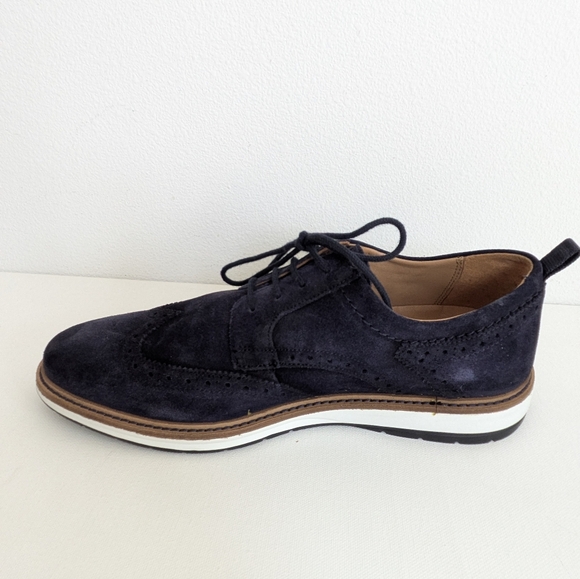 Clarks Mens Chantry Wing Navy Blue Suede Leather Wingtip Oxfords Size 8.5 EUC - Picture 6 of 10